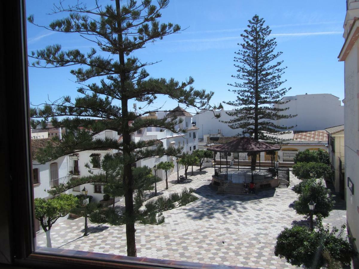La Casa Del Reloj Apartment Estepona Bagian luar foto